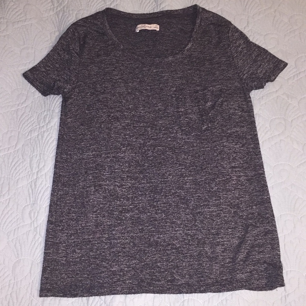 Abercrombie tshirt